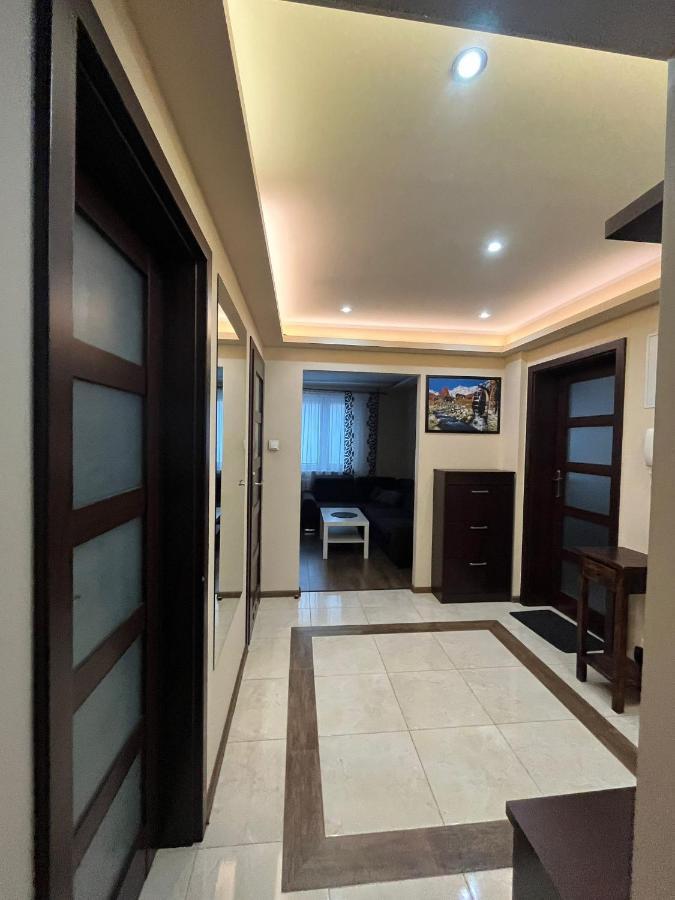 Luxury Apartaments Klimatyzacja 2 Radom Bagian luar foto