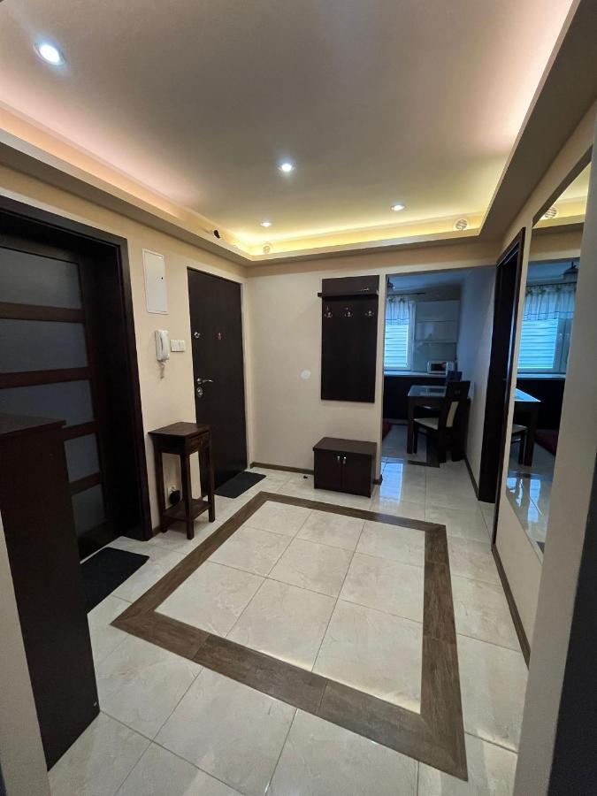 Luxury Apartaments Klimatyzacja 2 Radom Bagian luar foto